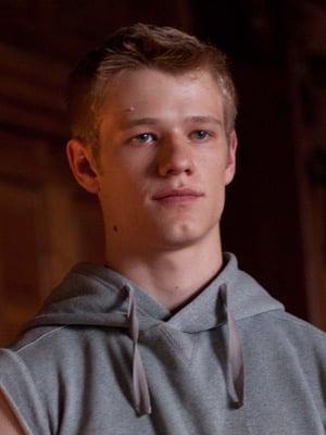 Afiş Lucas Till