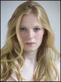 Afiş Emma Bell
