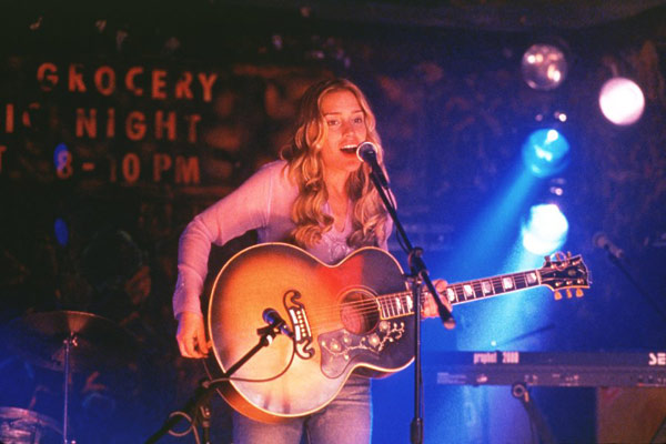 Çıtır Kızlar : Fotoğraf David McNally, Piper Perabo