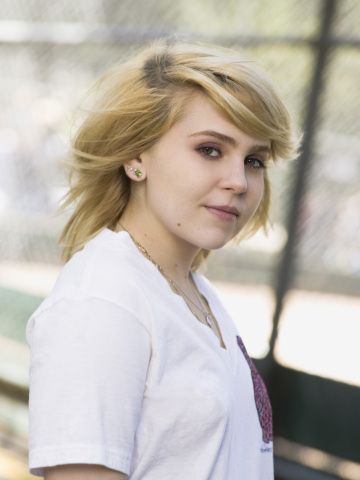 Fotoğraf Mae Whitman