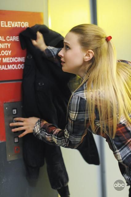 Fotoğraf Sarah Gadon