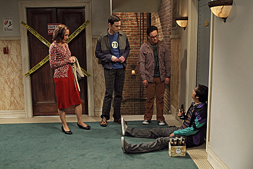 The Big Bang Theory : Fotoğraf Johnny Galecki, Jim Parsons, Kunal Nayyar, Laurie Metcalf