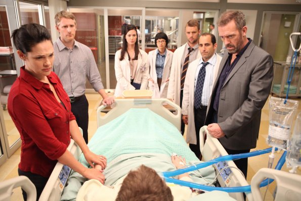 House : Fotoğraf Peter Jacobson, Hugh Laurie, Odette Annable, Charlyne Yi, Harrison Thomas, Jesse Spencer