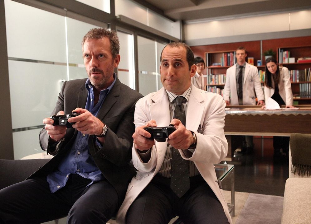 House : Fotoğraf Hugh Laurie, Peter Jacobson