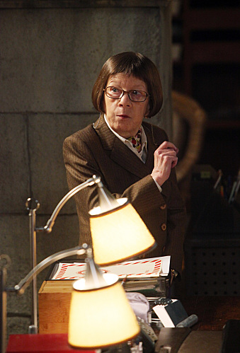 NCIS: Los Angeles : Fotoğraf Linda Hunt