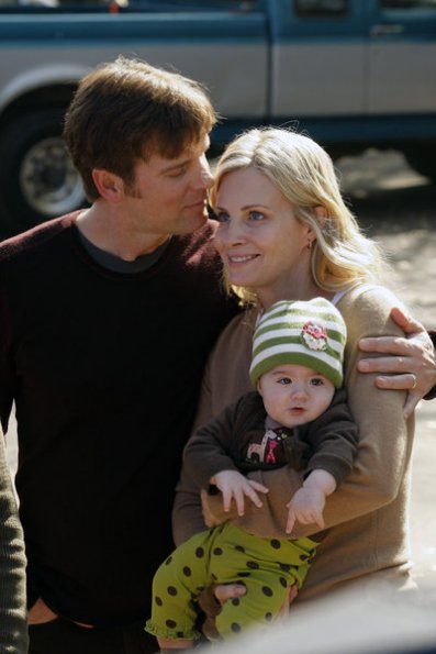 Parenthood (2010) : Fotoğraf Monica Potter, Peter Krause, Hailey Hydar