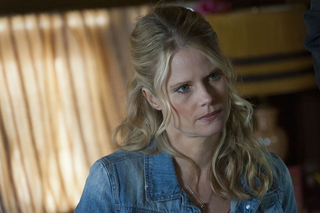 Justified : Fotoğraf Joelle Carter