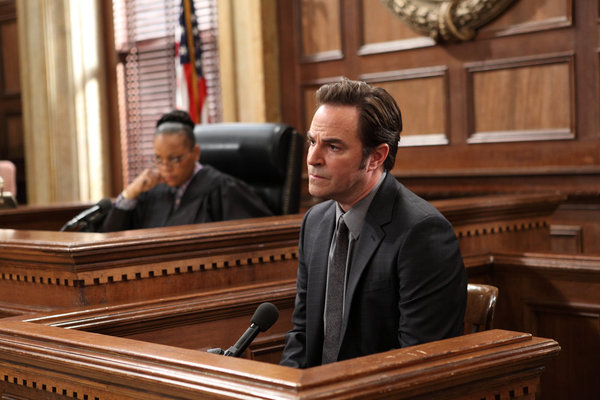 Law & Order: Special Victims Unit : Fotoğraf Roger Bart