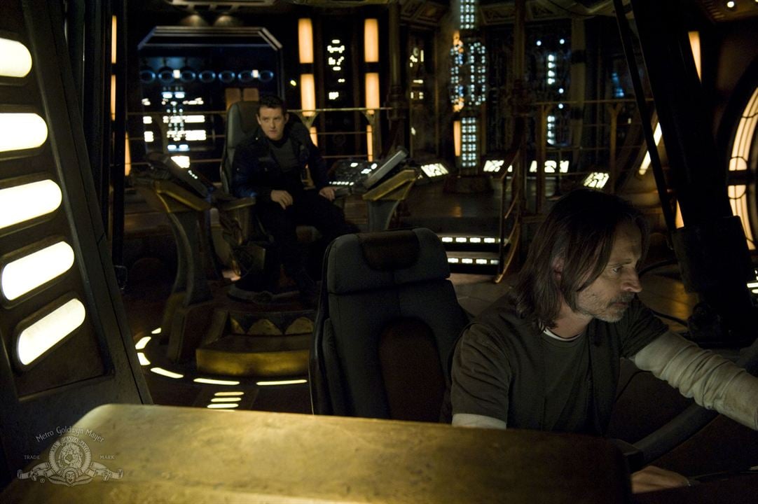 Stargate Universe : Fotoğraf Robert Carlyle, Louis Ferreira