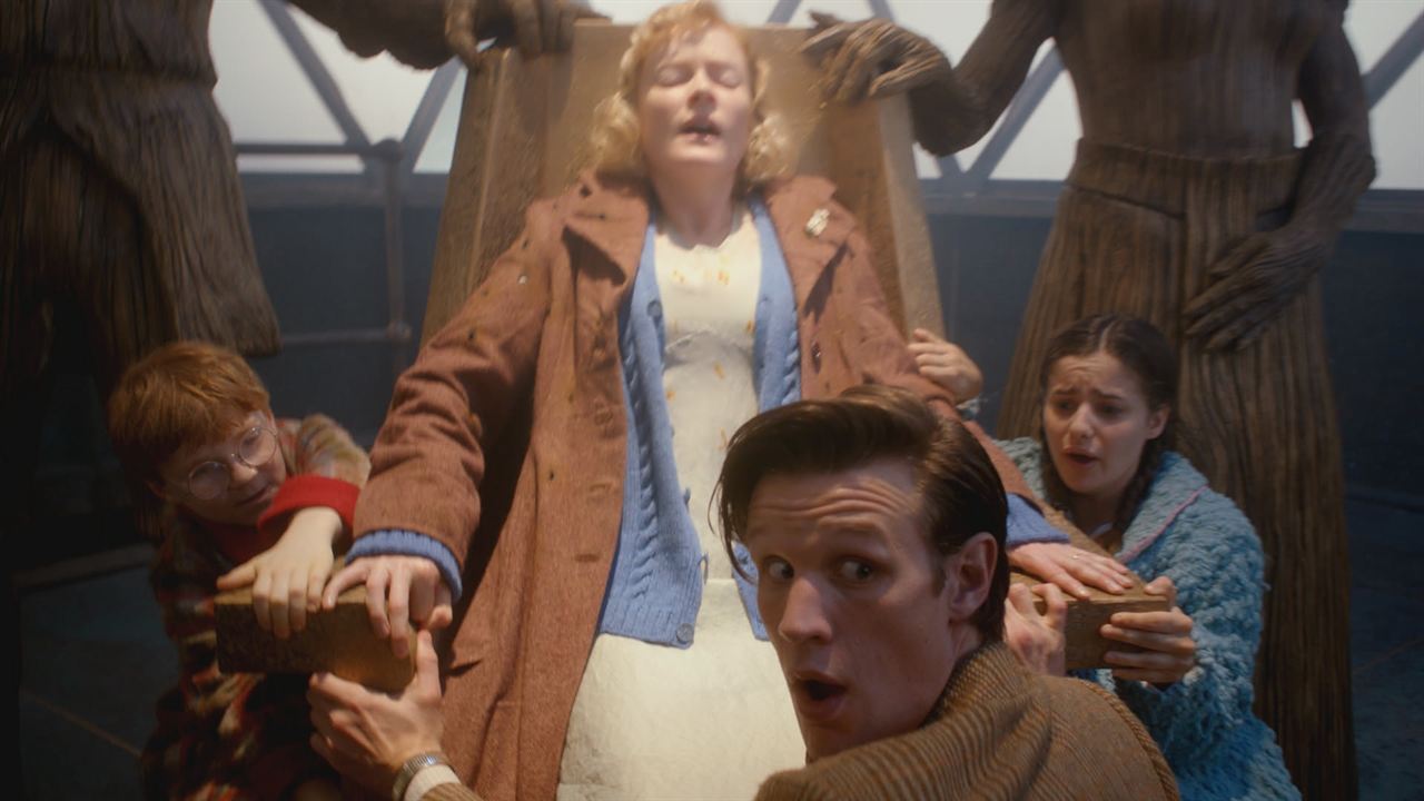 Doctor Who (2005) : Fotoğraf Maurice Cole, Holly Earl, Claire Skinner, Matt Smith (XI)