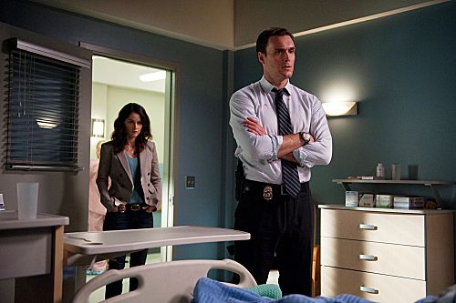 The Mentalist : Fotoğraf Owain Yeoman, Robin Tunney