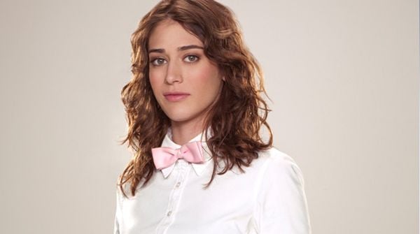 Fotoğraf Lizzy Caplan