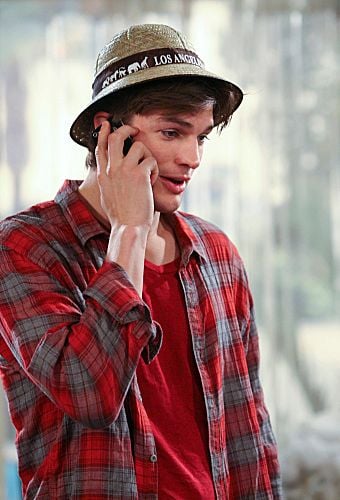 Two and a Half Men : Fotoğraf Ashton Kutcher