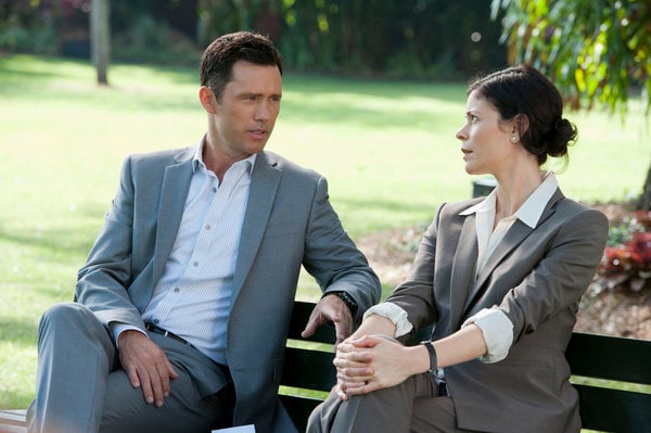 Burn Notice : Fotoğraf Lauren Stamile, Jeffrey Donovan