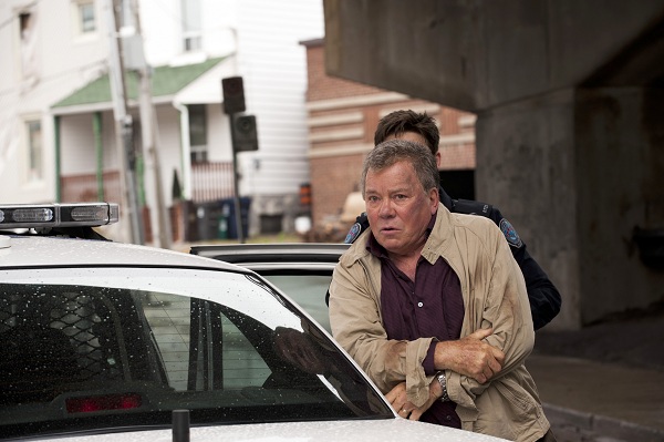 Rookie Blue : Fotoğraf William Shatner, Gregory Smith