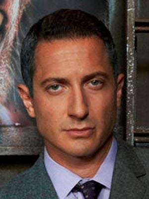 Afiş Sasha Roiz