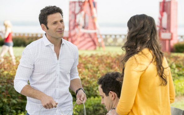 Royal Pains : Fotoğraf Katie Lowes, Mark Feuerstein, Santino Fontana