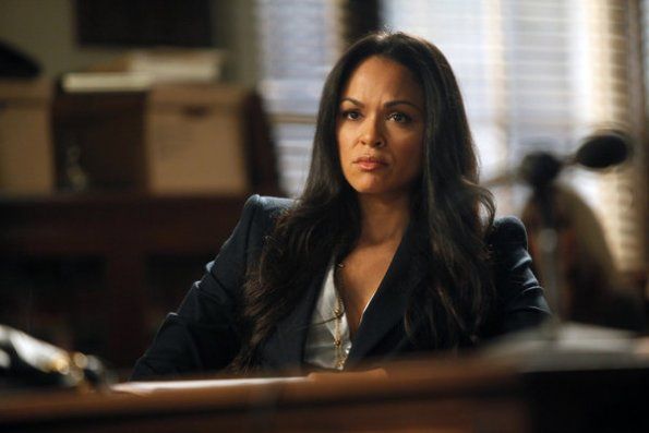 Harry's Law : Fotoğraf Karen Olivo