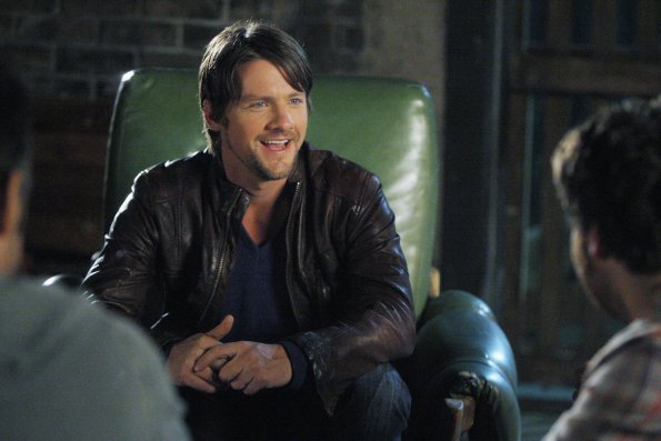 Happy Endings : Fotoğraf Zachary Knighton