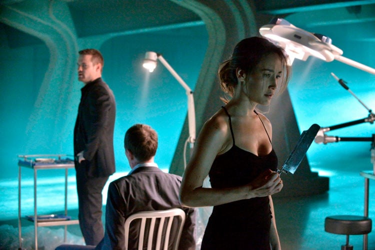 Nikita (2010) : Fotoğraf Peter Outerbridge, Shane West, Maggie Q