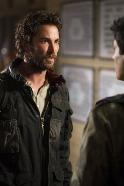 Falling Skies : Fotoğraf Noah Wyle