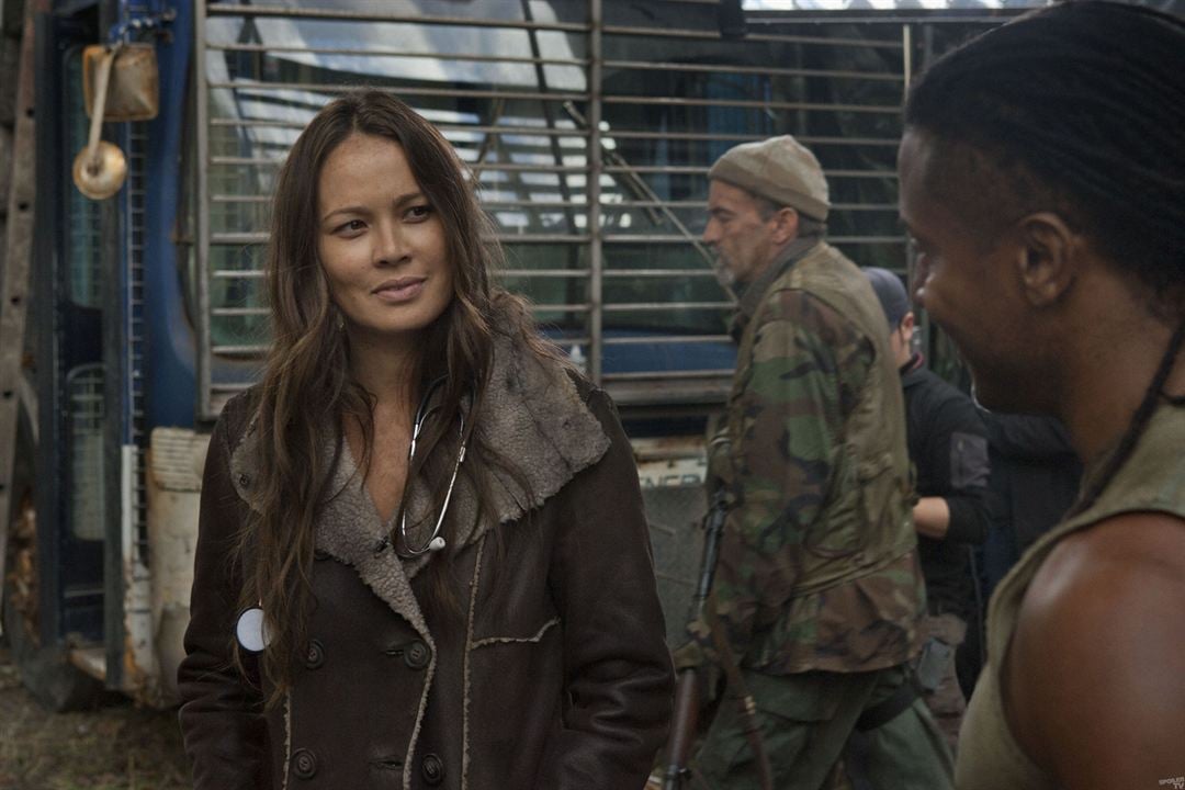 Falling Skies : Fotoğraf Moon Bloodgood