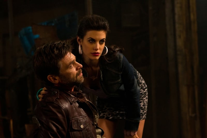 Supernatural : Fotoğraf Ian Tracey, Meghan Ory