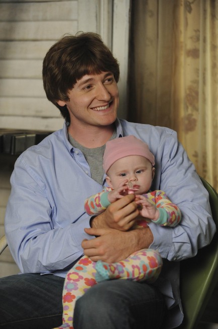 Raising Hope : Fotoğraf Lucas Neff