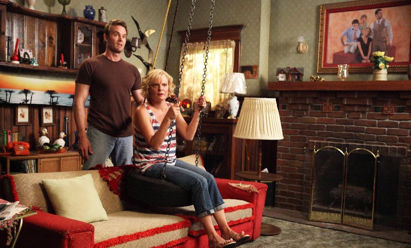 Raising Hope : Fotoğraf Martha Plimpton, Garret Dillahunt