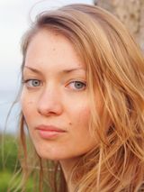 Afiş Candice Haurie