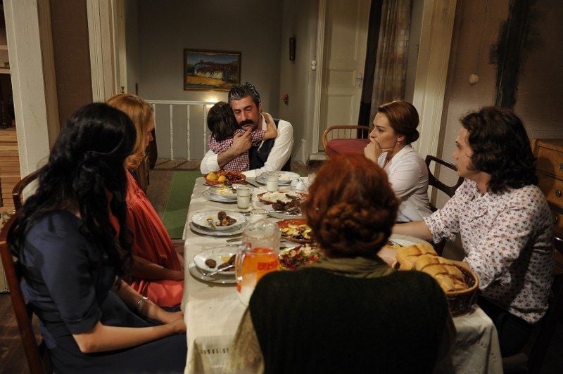 Öyle Bir Geçer Zaman ki : Fotoğraf