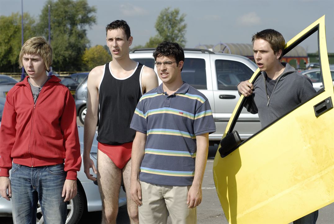 Fotoğraf Blake Harrison, Simon Bird, Joe Thomas (XIX), James Buckley