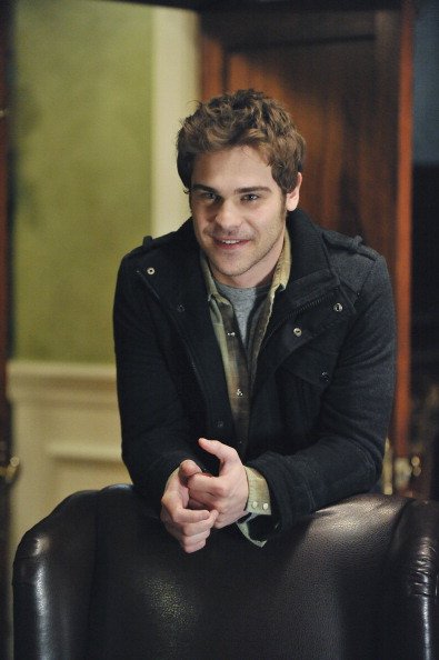 The Nine Lives of Chloe King : Fotoğraf Grey Damon