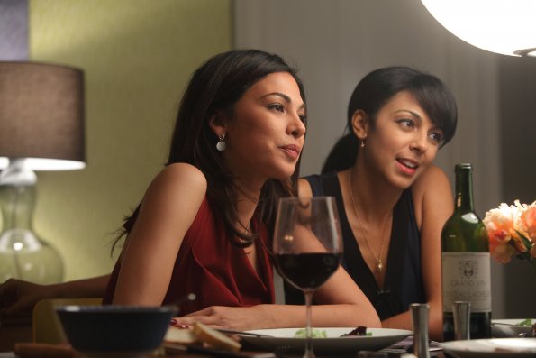 White Collar : Fotoğraf Marsha Thomason, Moran Atias