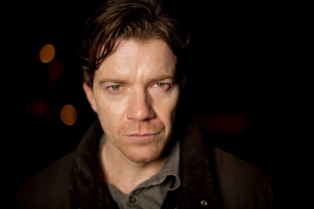 Fotoğraf Max Beesley