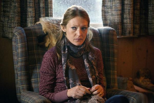 Grimm : Fotoğraf Azura Skye