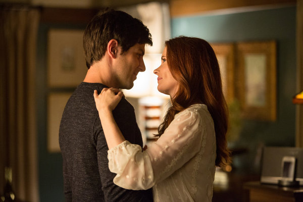 Grimm : Fotoğraf Elizabeth Tulloch, David Giuntoli