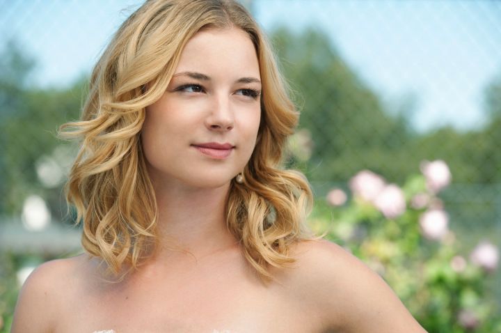 Revenge : Fotoğraf Emily VanCamp