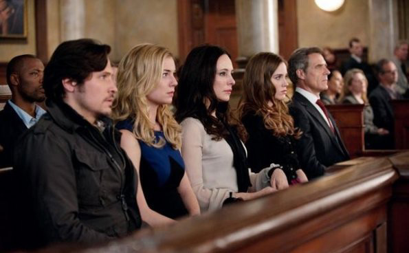 Revenge : Fotoğraf Emily VanCamp, Madeleine Stowe, Nick Wechsler (II), Henry Czerny, Christa B. Allen