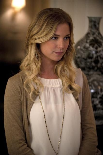 Revenge : Fotoğraf Emily VanCamp
