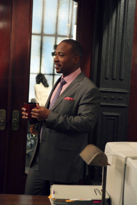 Scandal : Fotoğraf Columbus Short