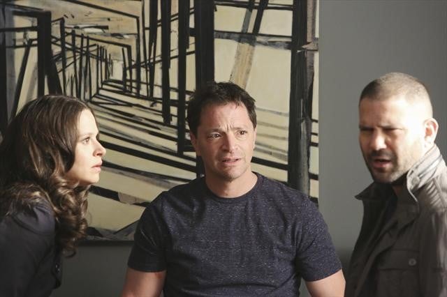 Scandal : Fotoğraf Katie Lowes, Guillermo Díaz, Joshua Malina