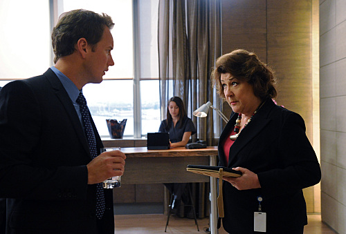 A Gifted Man : Fotoğraf Margo Martindale, Patrick Wilson