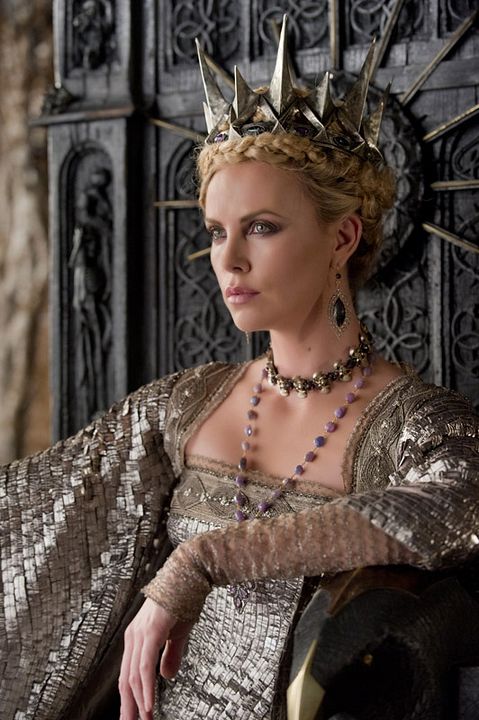 Pamuk Prenses ve Avcı : Fotoğraf Charlize Theron