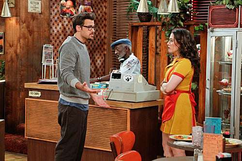 2 Broke Girls : Fotoğraf Nick Zano, Garrett Morris, Kat Dennings