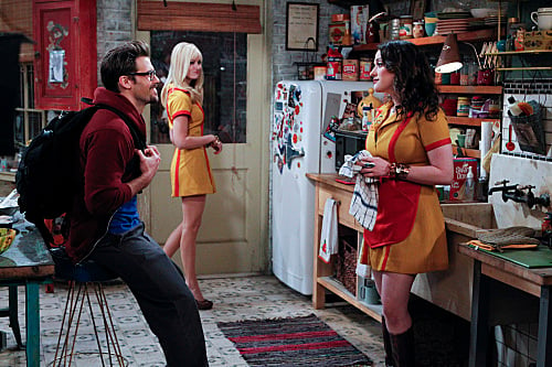 2 Broke Girls : Fotoğraf Beth Behrs, Kat Dennings, Nick Zano