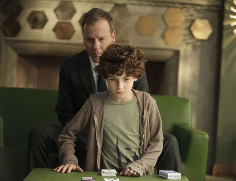 Touch : Fotoğraf Kiefer Sutherland, David Mazouz