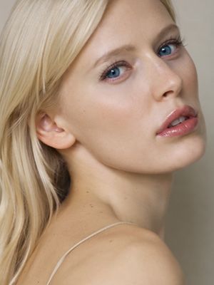 Afiş Anna Sherbinina