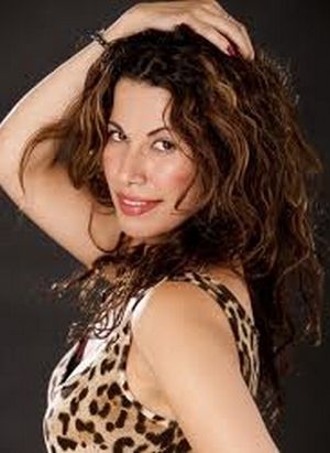 Afiş Gabriela Iturrizaga