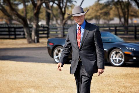 Dallas (2012) : Fotoğraf Larry Hagman